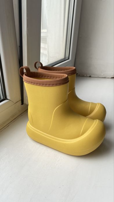 Сапожки резиновые 24-25 р