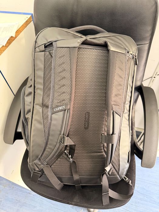 Rucsac osprey transporter nou