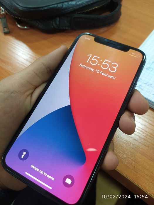iPhone X LL/A hamma narsasi radnoy