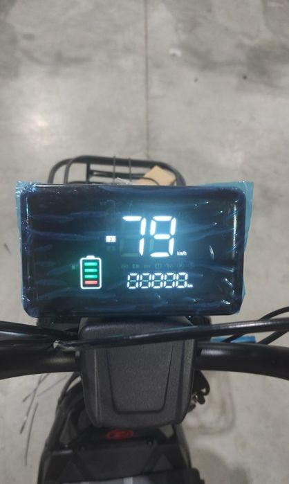 Largo motorsUzbekistan buylab dastafka bor  optom skuterlar