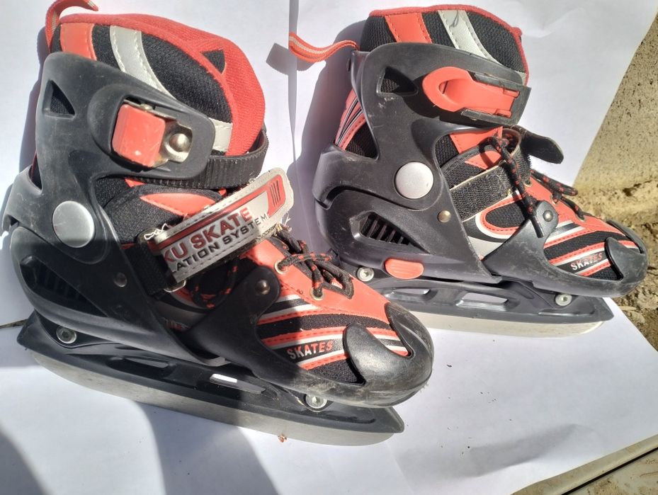 Продам детские коньки б/у