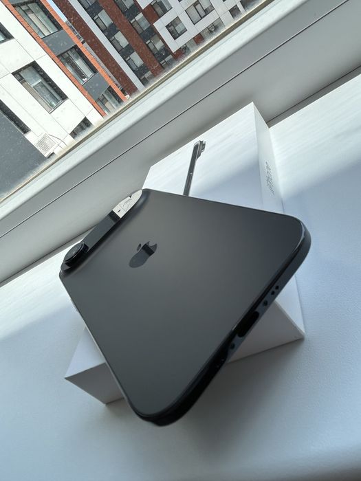Продам Iphone 17 air в идеальном состочнии