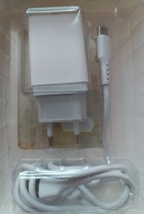 Încarcator rapid cu mufa lata - 18W
