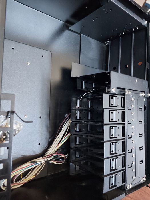 Кейс серверный 4u в 19 стойку.