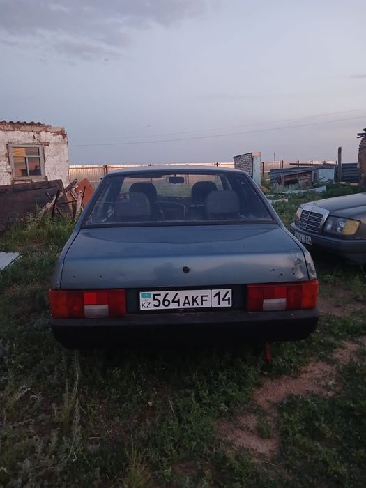 Продам машину 21099