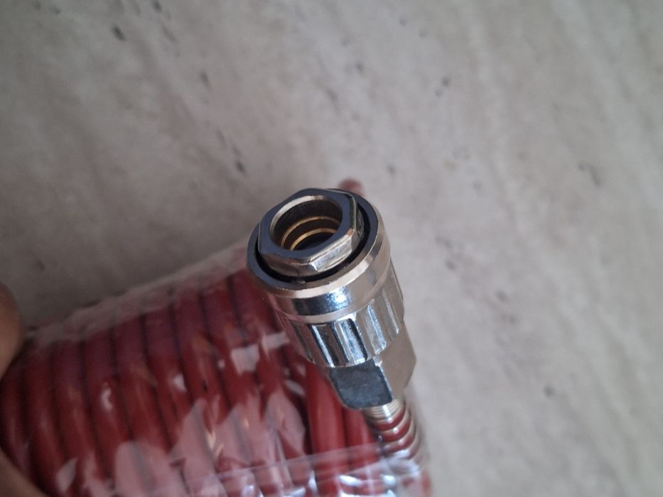 приставка за помпане на гуми макара и спирален маркуч на Parkside