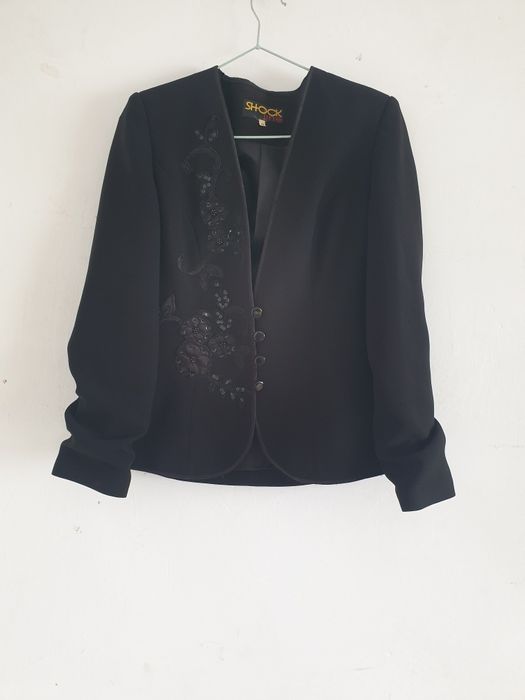 Sacou negru cambrat