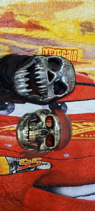 Продаю Маски 1000тг