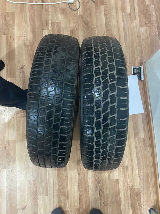 Продам шины всесезонные. Продается в паре