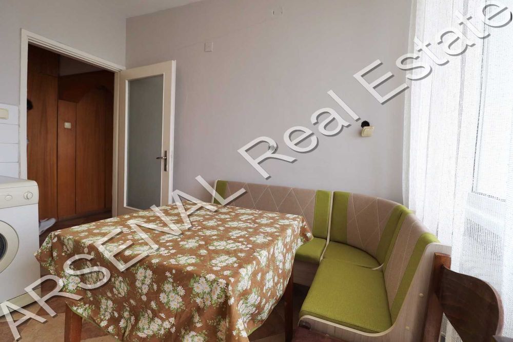 Дава се под наем Двустаен апартамент в София, Зона Б-5 - 78 кв.м за 498.27 € - Снимка #2