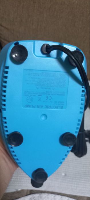 Продается насос 12 вольт,для лодок