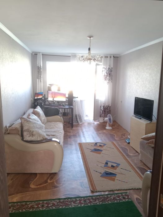Продам 2х комн 20 мкрн