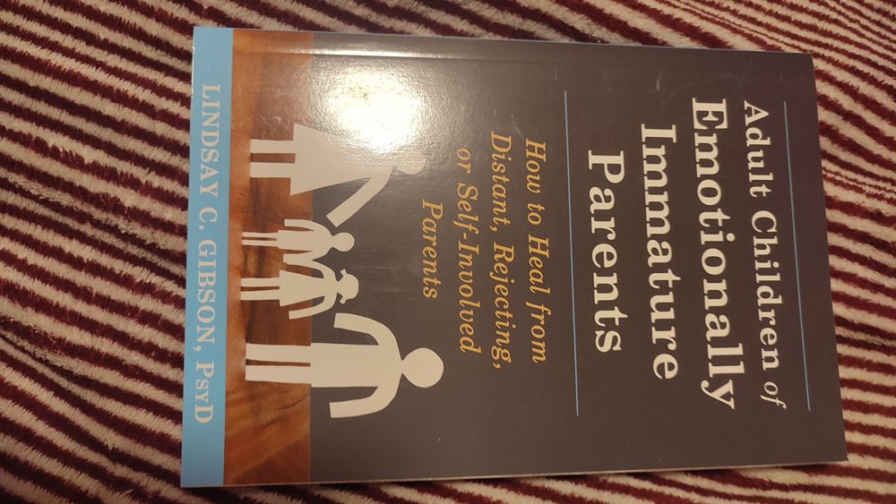 Продавам нови книги