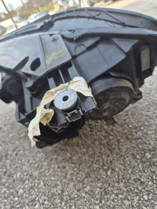 Десен фар Фолксваген Пасат Б8 фарове VW Passat B8