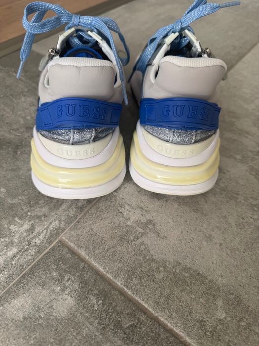 Спортни обувки GUESS 36 номер
