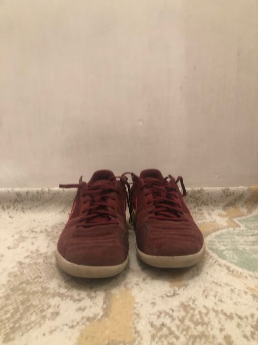 Продам кросовки по размером