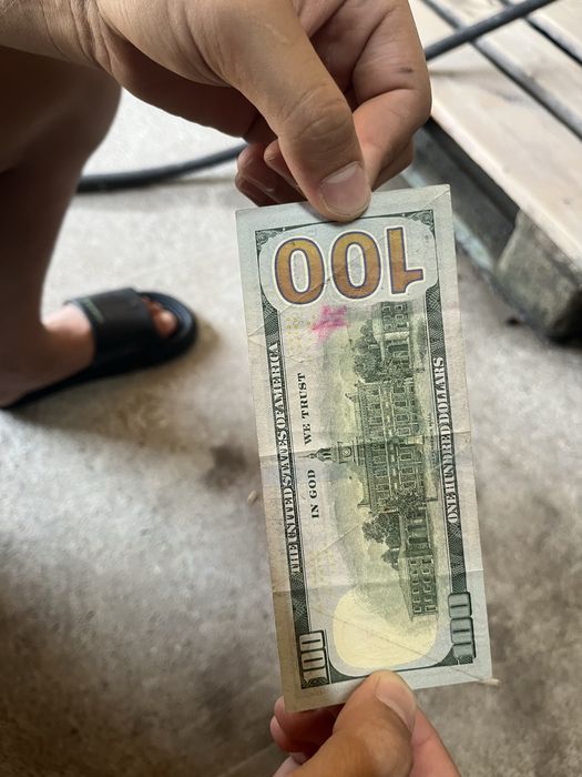 Оригинал 100$ долор сатылады
