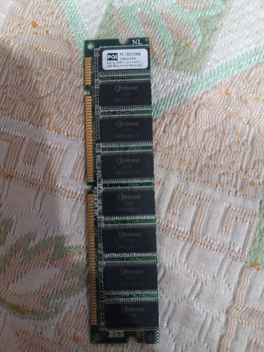 SDRAM 512 МБ PC133