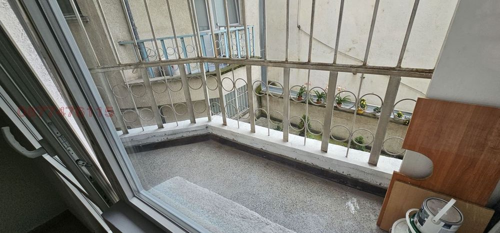 Дава се под наем Тристаен апартамент в Пловдив, Кършияка - 90 кв.м за 471.75 € - Снимка #19