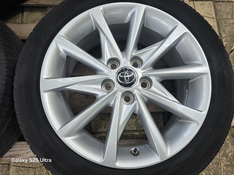 Лети джанти 17ки 5х114.3 Toyota + летни гуми 215/50/17 Toyo