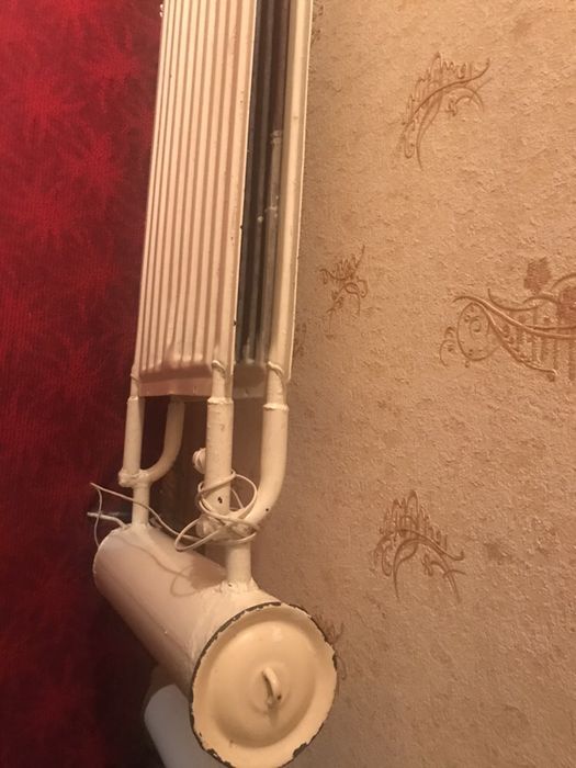 Электро батарея зимой пушка