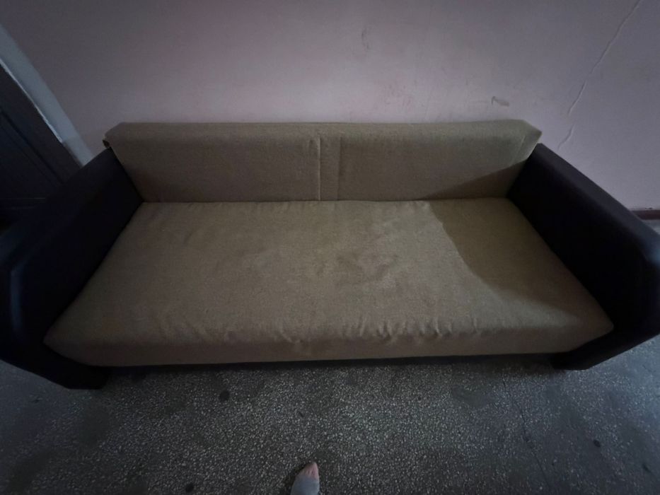 Vând canapea extensibila