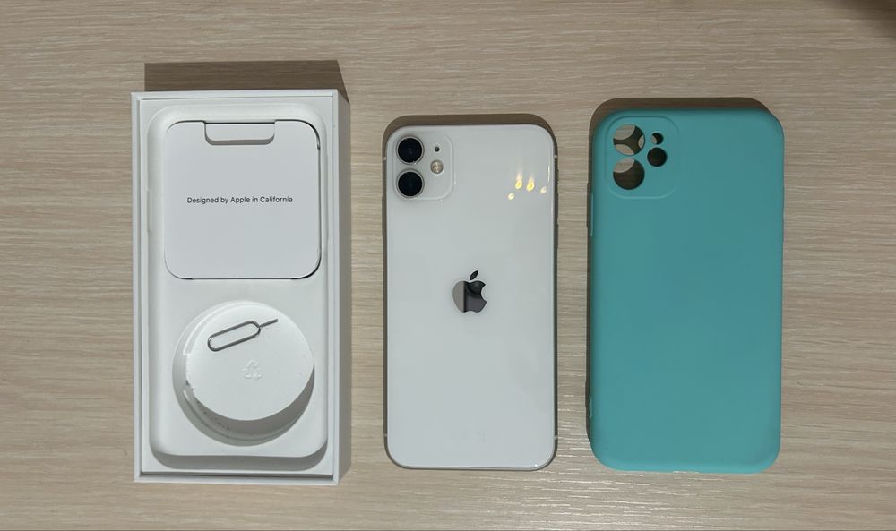 iPhone 11 (64GB)