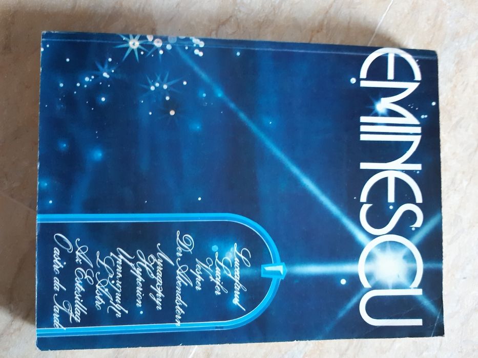 Biblioteca de poezie