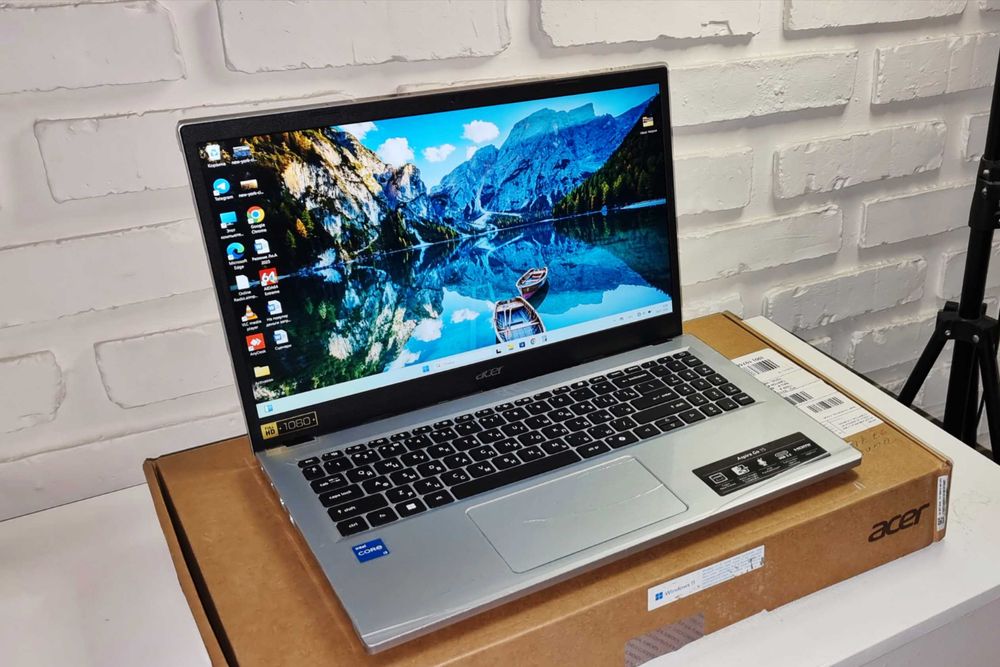 Продаётся Aspire Acer 15 Go Core-i3 N-305