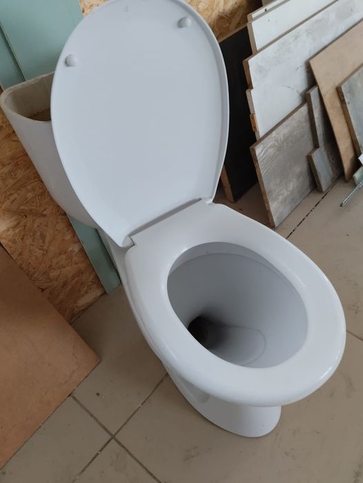 Унитаз без крышки