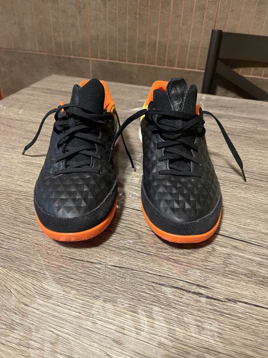 Vand adidas de sala nike tiempo