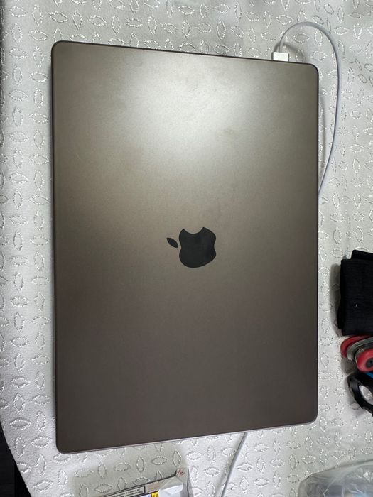 MacBook Pro 1TB SSD | Отлично състояние