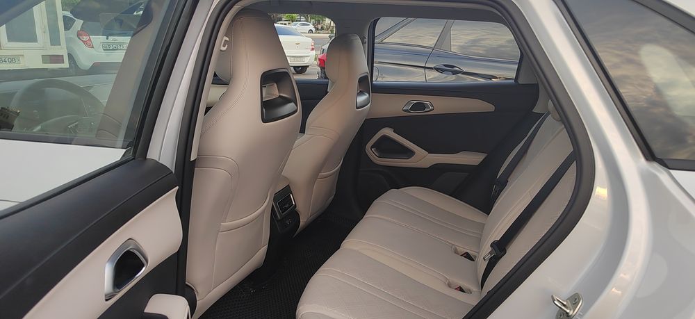 BYD Yuan up Smart doposa