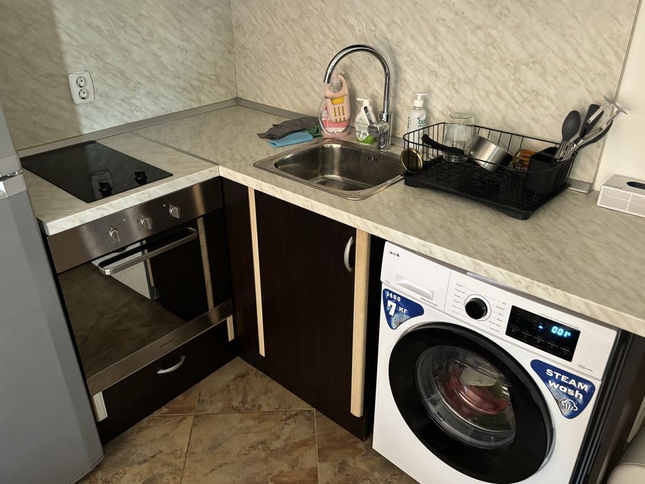 Кухня ъглова - като нова + ел.уреди