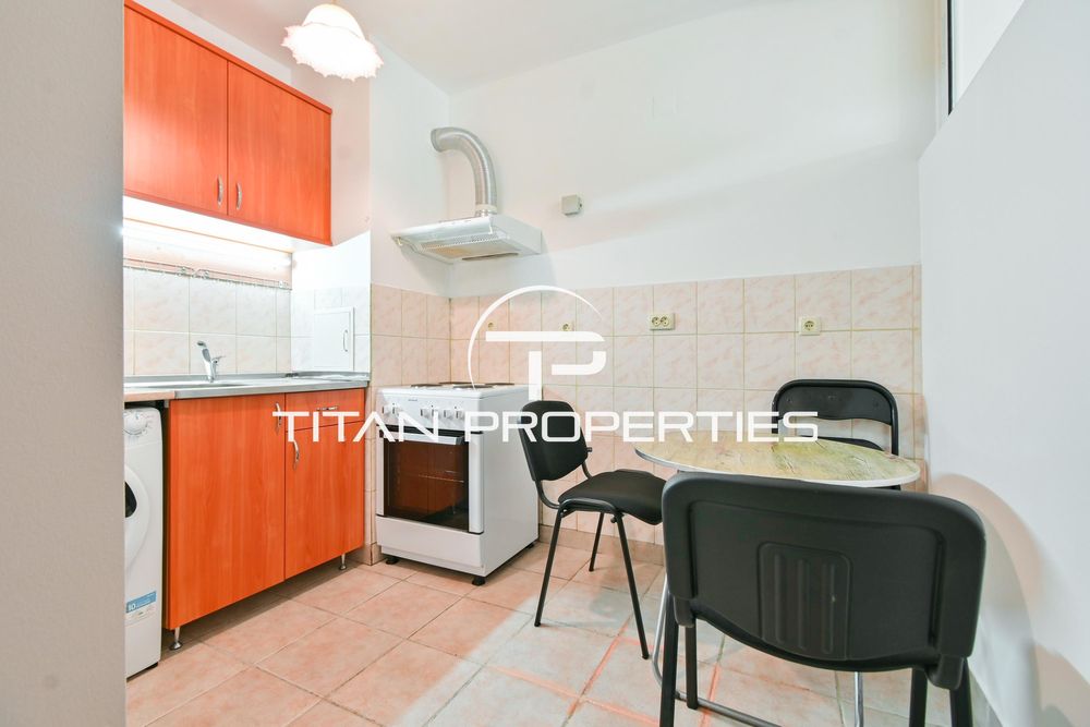 Дава се под наем Двустаен апартамент в София, Младост 4 - 65 кв.м за 613 € - Снимка #2