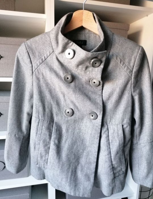 Дамски връхни дрехи