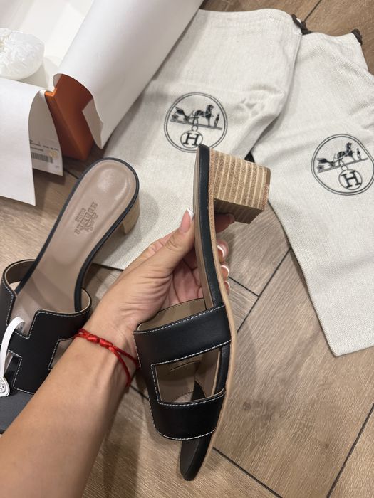 Тапочки Hermes Oasis