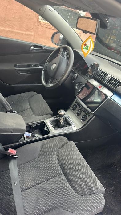 Vând passat b6 2008