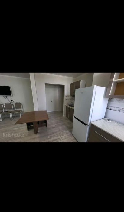 Срочно сдаеться 2 комн квартира Нурсат