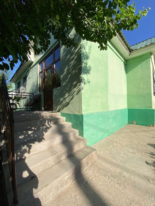 Дом 4х комнатный в мкр.Асар. (удобно под бизнес)