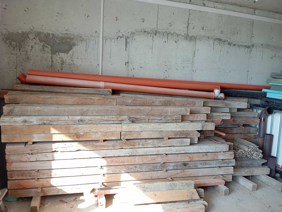 Намалена цена!!! Дървени греди и шперплат за кофраж