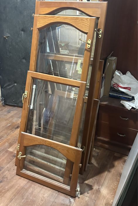 Продам б/у  окно