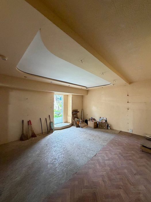 Нежилое Минор Метро 53м2/1/4 жой Зур  1500уе