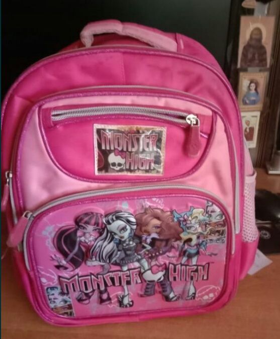 Продам школьный рюкзак