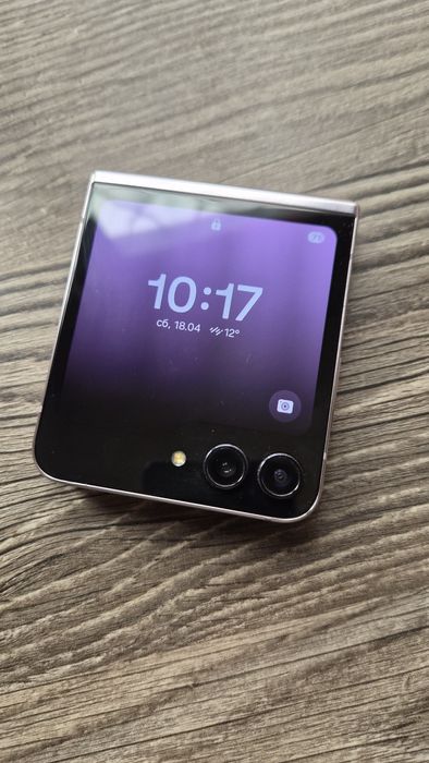 Samsung Galaxy Z Flip 5 (256GB)