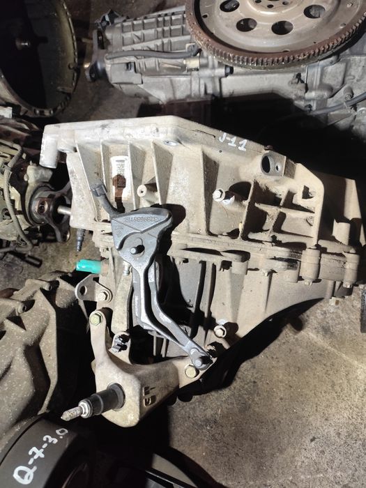 Ръчна скоростна кутия Nisan Qashqai j11- 1.2бензин-115кс-2014г