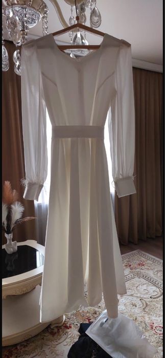 Продам срочно платье