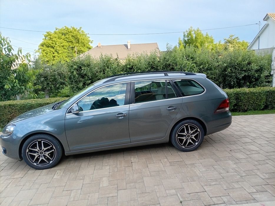 VOLKSWAGEN Golf 2012 — imagine 2