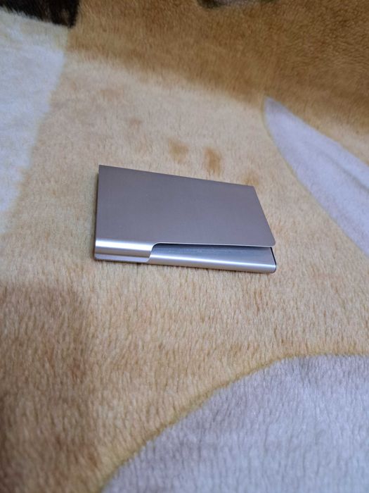 Футляр для визитных карточек