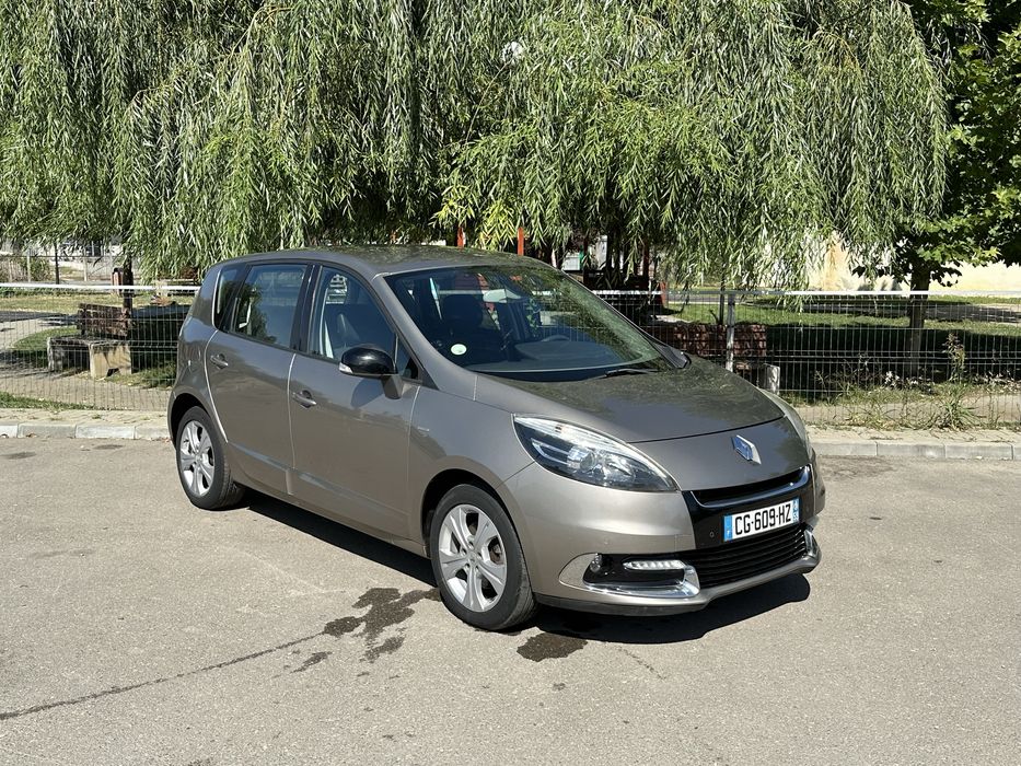 Renault Scenic / 2012 / 1.5 dci / bose